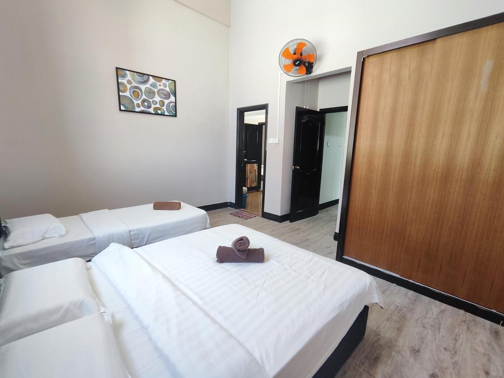 5 Bedrooms Penthouse 3 Bedrooms Apartment Marina Court Resort Condominium Kota Kinabalu Exteriör bild
